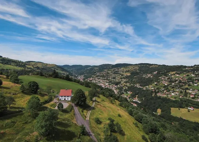 Gites De Moyenmont